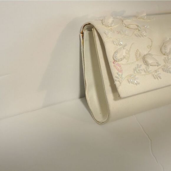 Things Remembered Vintage Cream Silk Beaded Clutch Bag - Picture 4 of 9